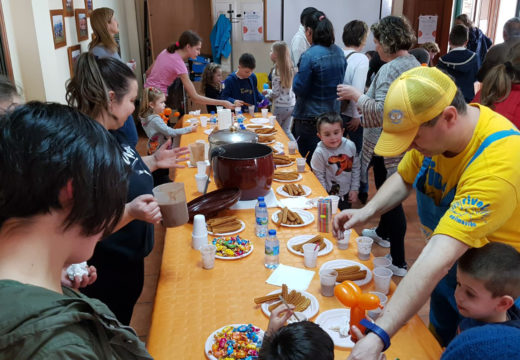 Uns cincuenta nenos e nenas participan nas actividades de conciliación do Concello de Frades para a Semana Santa